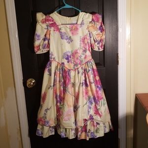 Girls sz 14 Dorissa International NICOLE Yellow dr